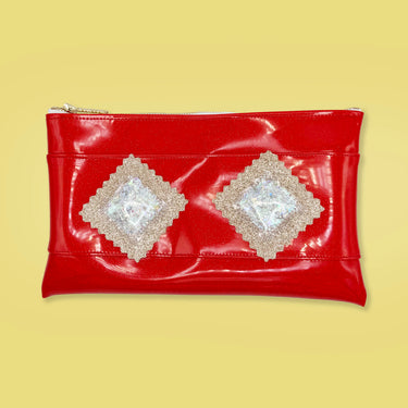 Julie Mollo x Angie Pontani! ✨🍝🍝✨ Risqué Ravioli Carb Clutch!